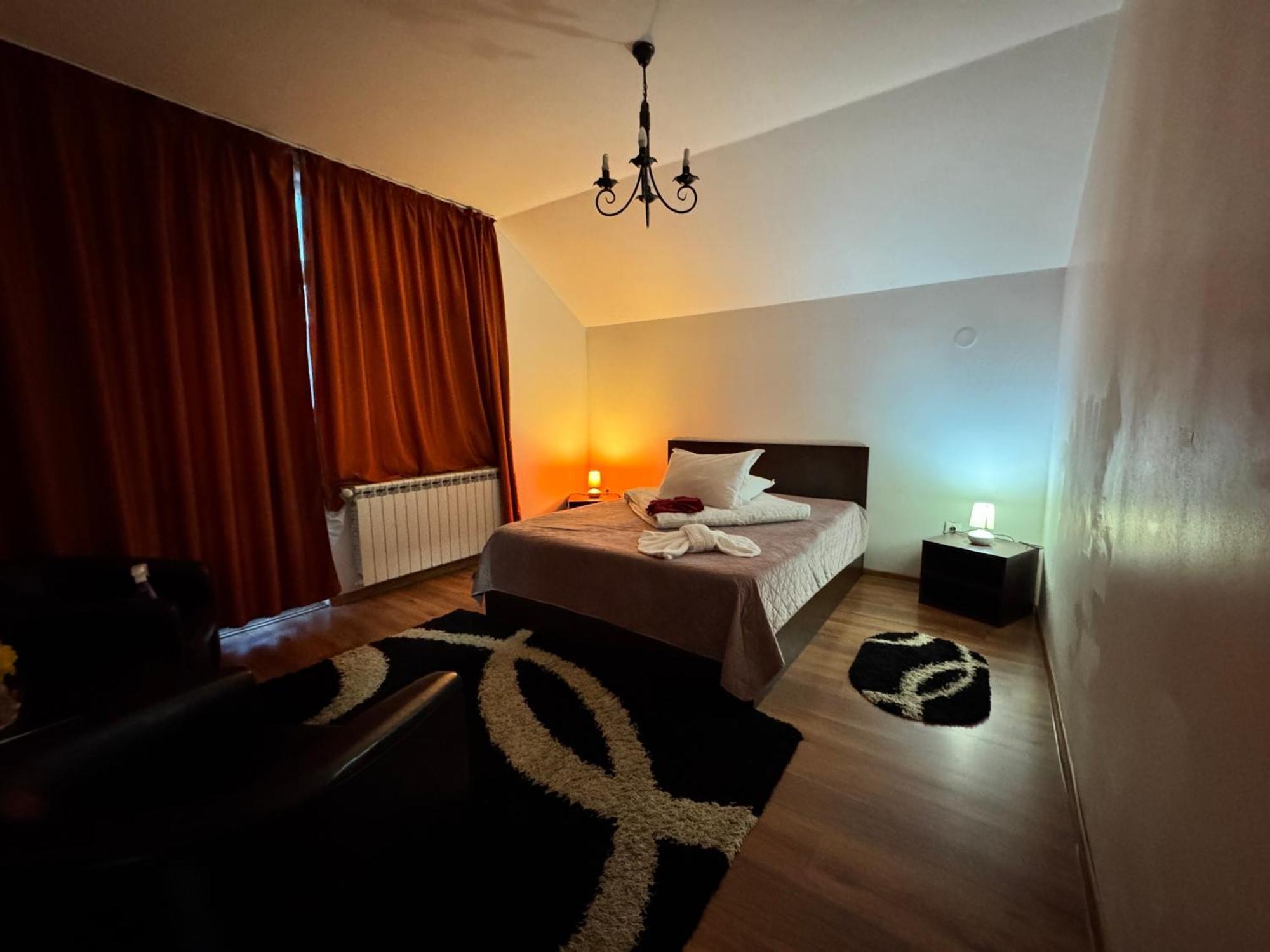 Отель Casa Lupascu Ватра-Дорней Экстерьер фото