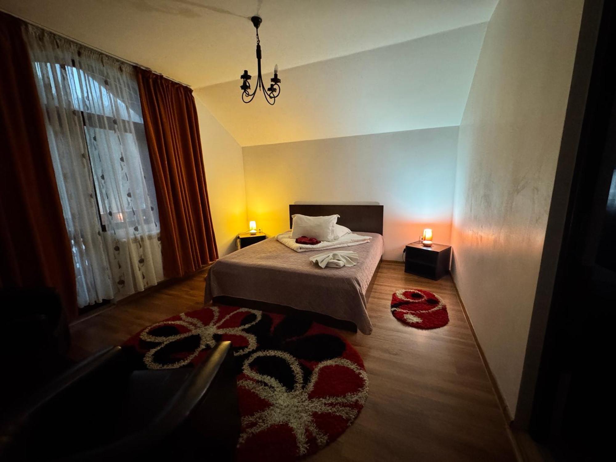 Отель Casa Lupascu Ватра-Дорней Экстерьер фото